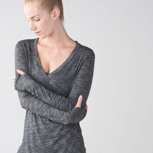 Lululemon Heathered Black  &go Everywhere Long Sleeve Shirt size ~4